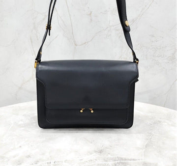 MARNI Schwarze Leder Trunk Schultertasche 127734727 [P]
