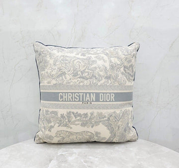Dior Gray Toweldui Square Cushion 149587105 [P]