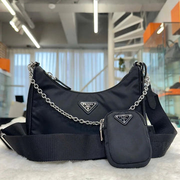 PRADA Hobo-Schultertasche in Nylon mit Silberbeschlägen Schwarz 1BH204J072802 158622277 [P]