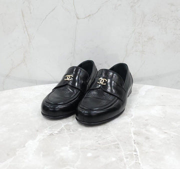 CHANEL Klassische Lederloafers mit CC-Logo G46417 155525782 [P]