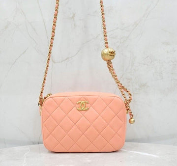 CHANEL Pink Vanity Quilted Chain Camera Bag with Gold Ball Inner Chip AS3258 152193460 [P]