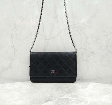 CHANEL Chain Crossbody Bag Black Silver Leather AP0250 155535290 [P]