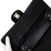 CHANEL ブラックキャビアクラシックミディアムシルバーチェーンショルダーバッグ A01112 158716430 [P]