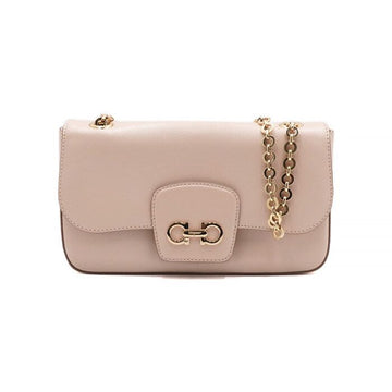 SALVATORE FERRAGAMO Rory Schultertasche aus Saffiano-Leder mit goldenen Gangini 21 E081 158716441 [P]