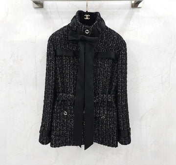 CHANEL Schwarze Satin-Tweed-Jacke P80544 155949960 [P]