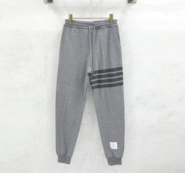 THOM BROWNE ストライプジョガーパンツ MJQ008A 148503206 [P]
