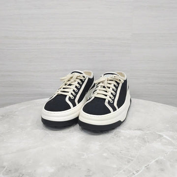 GUCCI ブラックキャンバススニーカー 745997 158733708 [P]
