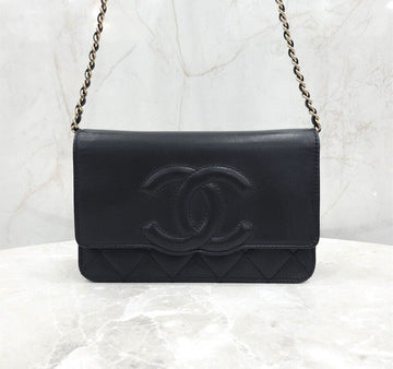 CHANEL CC Logo Timeless WOC Kettenbeutel 30er Reihe 109393977 [P]