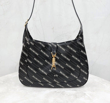 GUCCI バレンシアガ ハッカープロジェクト ジャッキー 1961 ミディアム ショルダーバッグ 636712 132453732 [P]