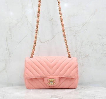 CHANEL Pink Chevron Classic New Mini Chain Bag A69900 153577232 [P]