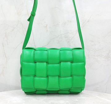 BOTTEGA VENETA グリーン インテレチャート パディング カセット クロスバッグ 591970 147639735 [P]