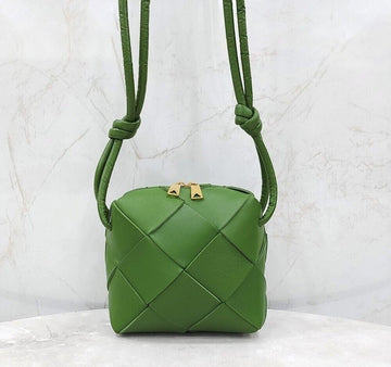 BOTTEGA VENETA Neuwertige Intrecciato Kasette Mini Crossbody Bag 701915 150946954 [P]