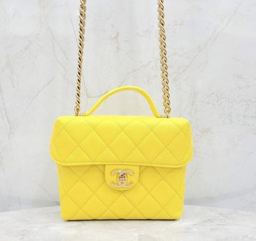 CHANEL Gelber Kosmetikbeutel mit Obergriff Schultertasche Neugerät AS3729 148724200 [P]