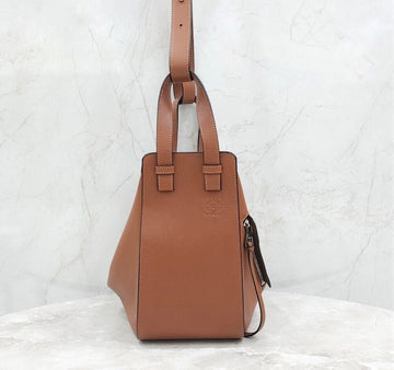 LOEWE Kleine Hängematten-Tasche Klassisches Kalbsleder 150501140 [P]