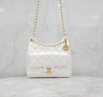 CHANEL 23C Tasche mit Kette und Taschen AS3690 156218793 [P]