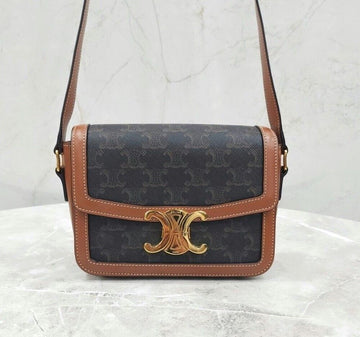 Celine Teen Triomphe Shoulder Bag 188882BZ4.04LU 138180770 [P]