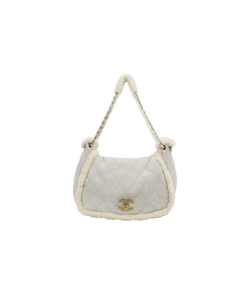 CHANEL White Shearling Quilted Flap Shoulder Bag 62934 158884345 [P]