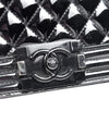 CHANEL ブラックミディアムパテントボーイバッグ64687 158884441 [P]