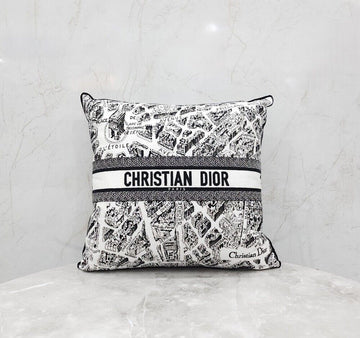 DIOR Neue quadratische Kissen mit Motiv HYP02CMP1U 155747420 [P]