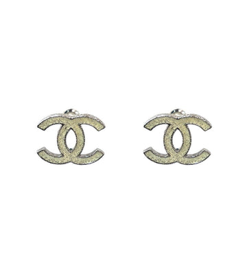 CHANEL グリッター CC シルバー ピアス 65010 158993397 [P]