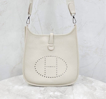 HERMES エヴリン 29 ベトンクロスバッグ 銀メッキ刻印 137609931 [P]