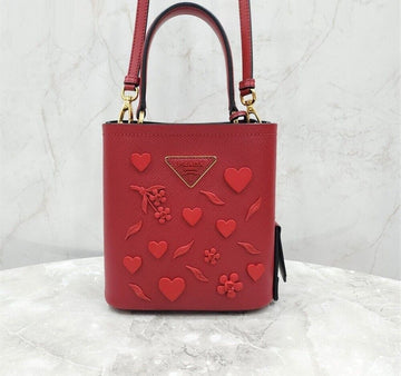 PRADA Saffiano Leder Herz Paniere Tasche Klein 125859488 [P]