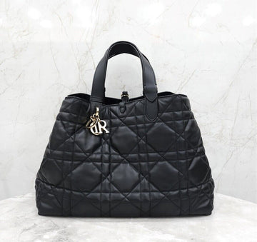 Dior Duzhuh Large Black Macro Kanaju M2820OSOHJ 148264648 [P]
