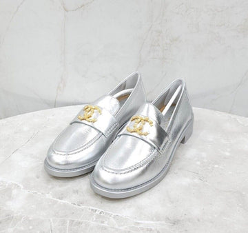 CHANEL Camellia Loafer G45663 151756850 [P]