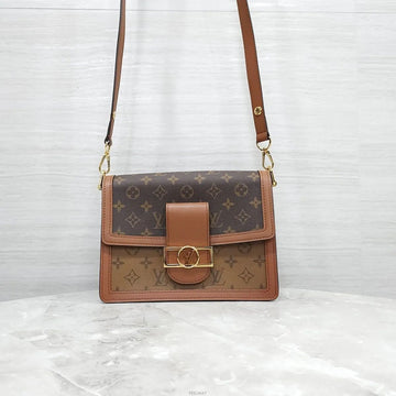Louis Vuitton Monogram Dolphin MM Chain Shoulder Bag M45958 157594350 [P]