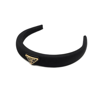 PRADA Damen Haargummi mit emailliertem Metall-Trapezlogo in Schwarz 1IH080 159086668 [P]