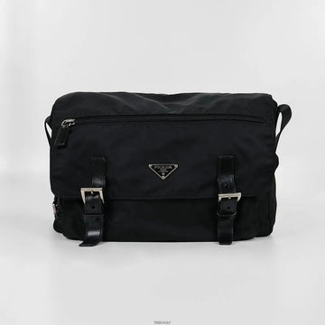 PRADA ナイロンメッセンジャーショルダーバッグミディアムブラック1BD671 159089196 [P]