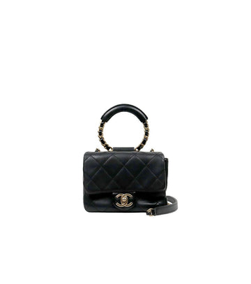 CHANEL Schwarze gesteppten Schultertasche mit CC-Logo 63538 159094637 [P]