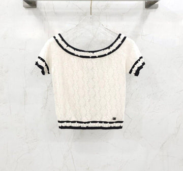 CHANEL Kurzes Strickoberteil mit kurzen Ärmeln 154072300 [P]