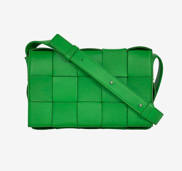 Bottega Veneta Cassette Bag Medium Green RGAVCYGS 157638382 [P]