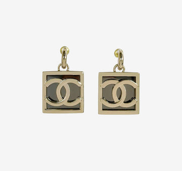 CHANEL Unbenutzte CC-Logo Quadrat Ohrringe CHA101038 157666775 [P]