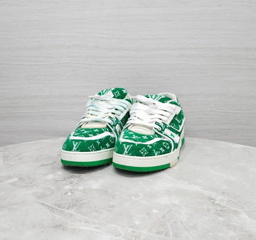 Louis Vuitton Velvet Green Trainer Sneakers 156565474 [P]