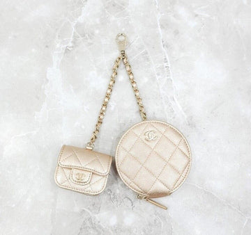 CHANEL CCロゴ エアーポッド ケース コインポーチ 143687486 [P]