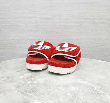 GUCCI GGプラットフォームサンダルスリッパレッド702412 156565488 [P]