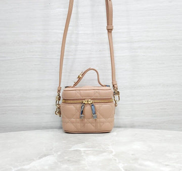 DIOR Micro Vanity Case 156501029 [P]