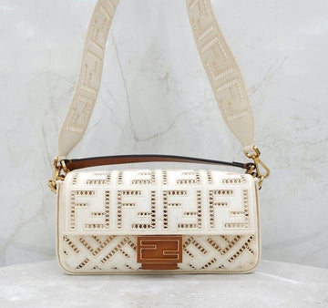 FENDI ff FF Baguette Tasche Medium 8BR600 150746162 [P]