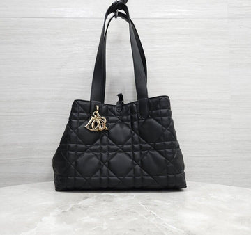 Dior Medium Bag Black Macro Cannage M2821OSNW 156501057 [P]