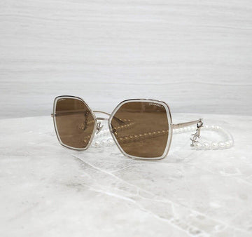 CHANEL Butterfly Pearl Strap Sunglasses A71364 156501200 [P]