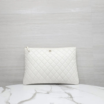 CHANEL クラシック クラッチ ラージ キャビア ホワイト ゴールド A82552 159303664 [P]