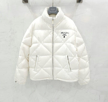 PRADA ホワイトリナイロンキルティングダウンパディング SGB803 154333972 [P]