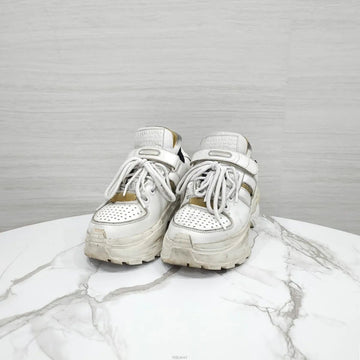 MAISON MARGIELA レトロフィット ダーティ スニーカー S39WS0037 159422145 [P]