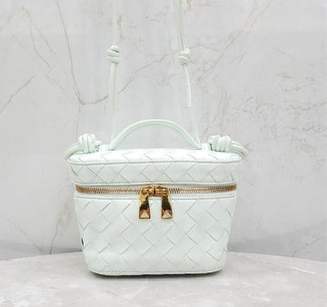 BOTTEGA VENETA Intrecciato Mini Vanity Case Crossbody 743551 146352271 [P]