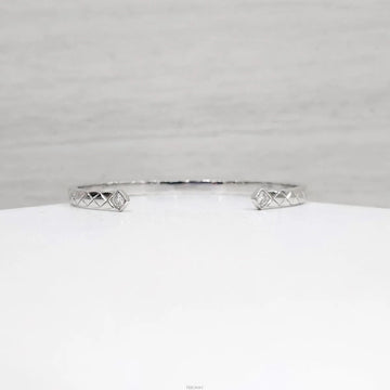 CHANEL 18k Coco Crush Diamond Open Bangle Bracelet 18K White Gold XS J11665 159490998 [P]