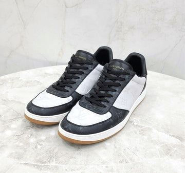 Louis Vuitton Monogram Rivoli Sneakers 138067379 [P]