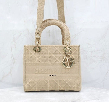 Dior Lady Medium Cannage Embroidery Beige M0565OREY 146989508 [P]