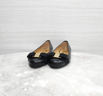 SALVATORE FERRAGAMO 女性用フラットシューズ 156809443 [P]